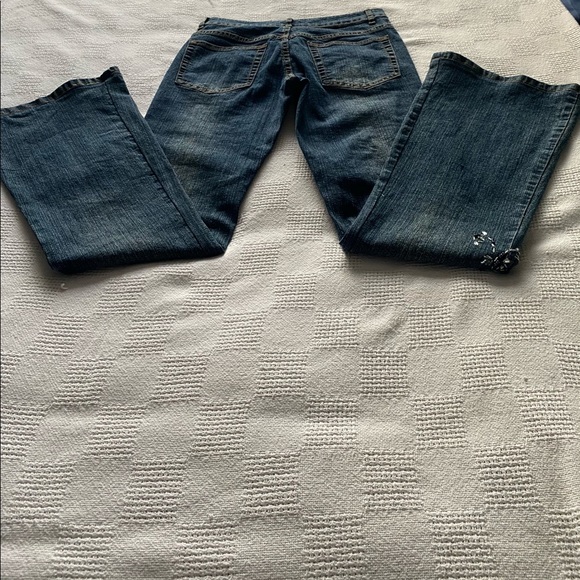 Jeans - Picture 2 of 4